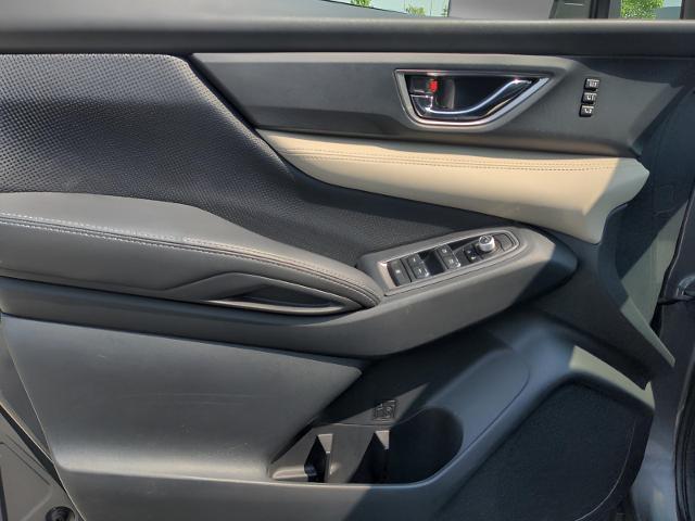 2020 Subaru Ascent Vehicle Photo in Green Bay, WI 54304