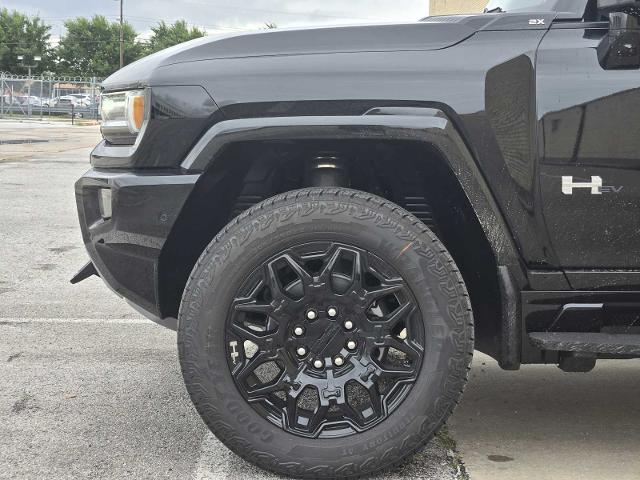 2025 GMC HUMMER EV Pickup Vehicle Photo in DALLAS, TX 75209-3016
