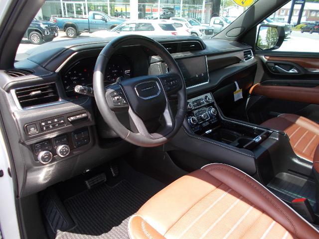 2023 GMC Yukon Vehicle Photo in LOWELL, MA 01852-4336
