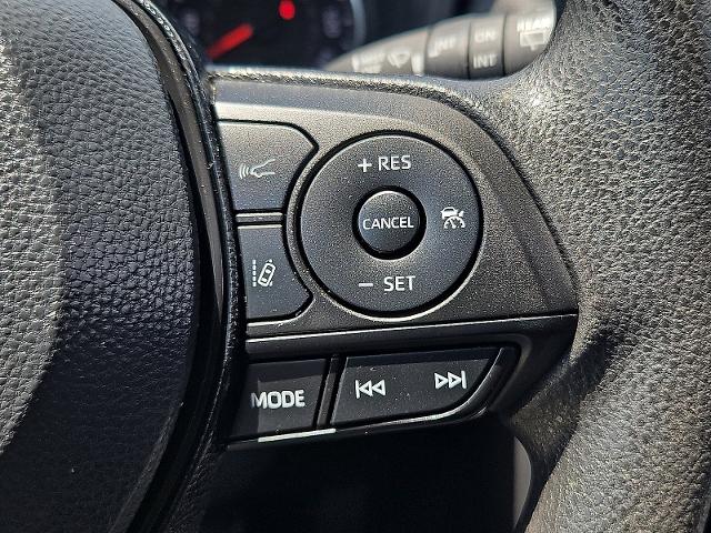 2021 Toyota RAV4 Vehicle Photo in TREVOSE, PA 19053-4984