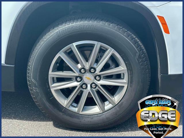 2023 Chevrolet Traverse Vehicle Photo in Roslyn, NY 11576