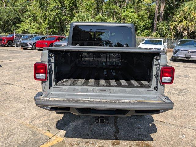 2022 Jeep Gladiator Vehicle Photo in BRUNSWICK, GA 31525-1881