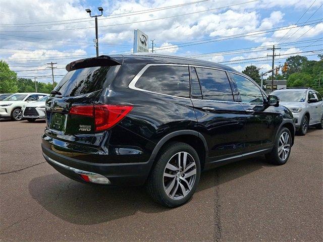 2017 Honda Pilot Vehicle Photo in Willow Grove, PA 19090