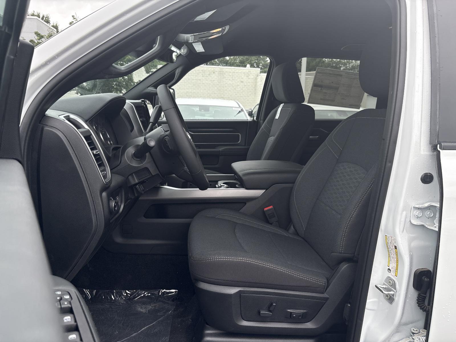 2025 Ram 2500 Vehicle Photo in Mechanicsburg, PA 17050-1707