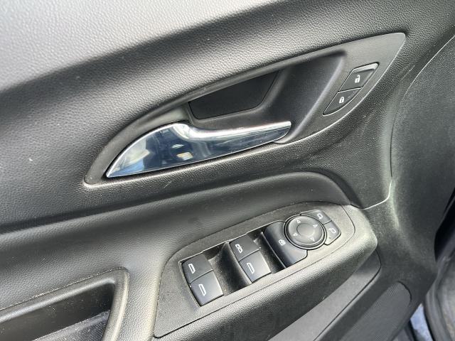 2022 Chevrolet Equinox Vehicle Photo in TULLY, NY 13159-3159