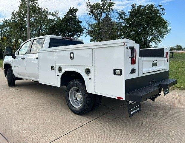 2024 Chevrolet Silverado 3500 HD Chassis Cab Vehicle Photo in TOPEKA, KS 66609-0000