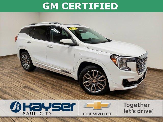 2024 GMC Terrain Vehicle Photo in SAUK CITY, WI 53583-1301