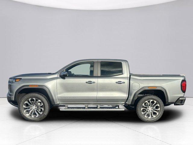 2024 GMC Canyon Vehicle Photo in LEOMINSTER, MA 01453-2952