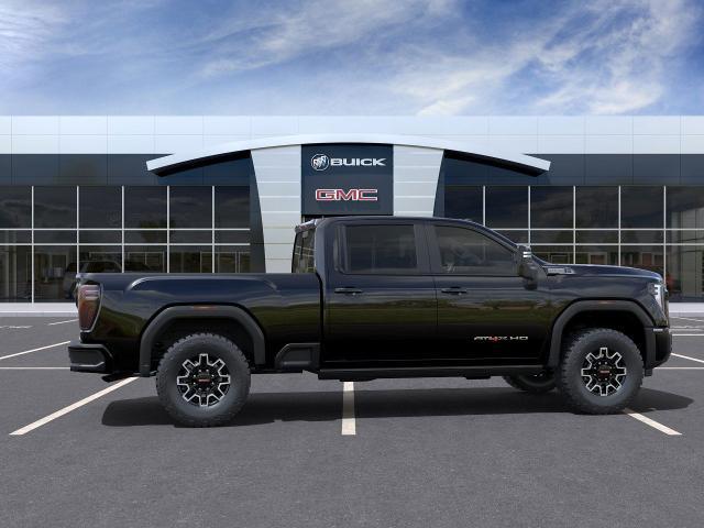 2025 GMC Sierra 2500 HD Vehicle Photo in MEDINA, OH 44256-9631