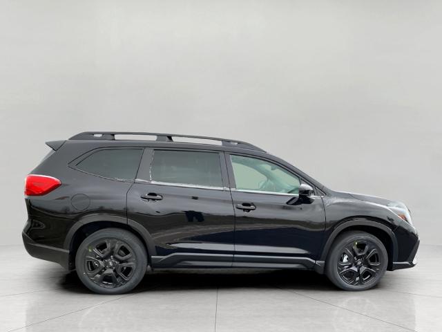 2025 Subaru Ascent Vehicle Photo in Green Bay, WI 54304