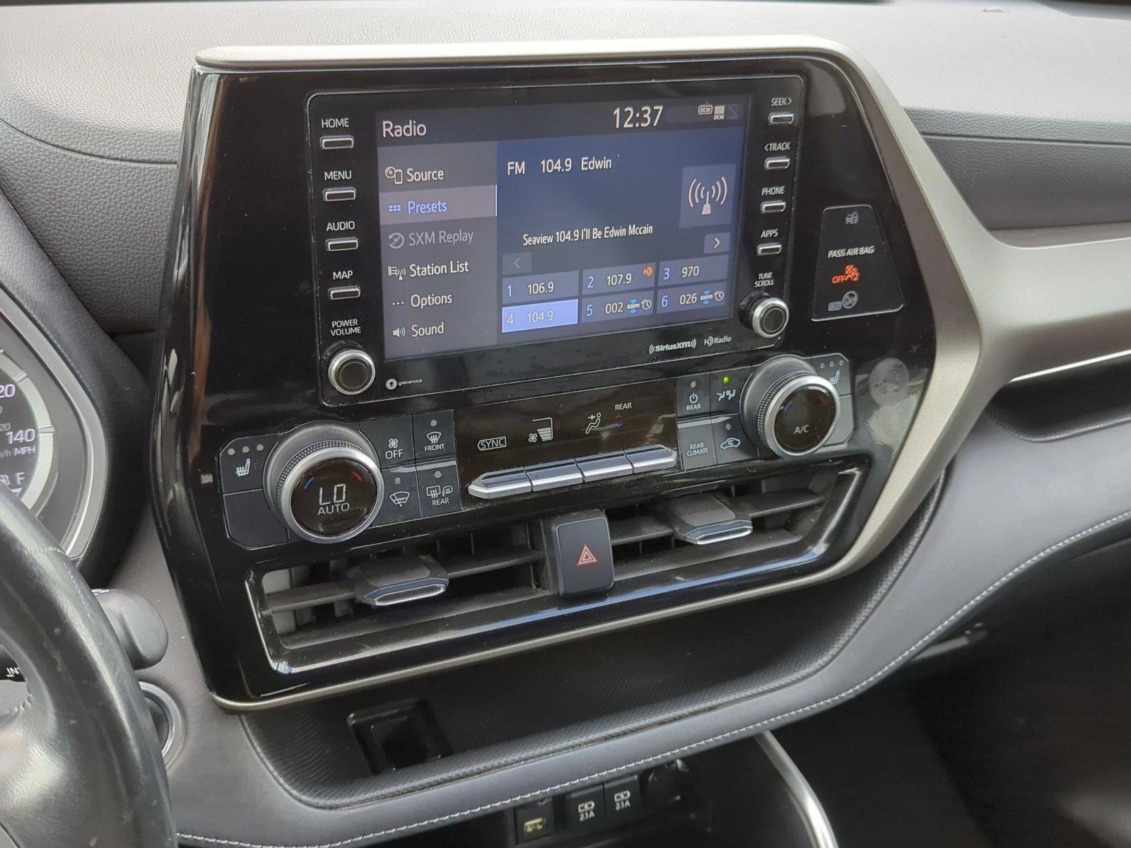 2021 Toyota Highlander Vehicle Photo in Ft. Myers, FL 33907