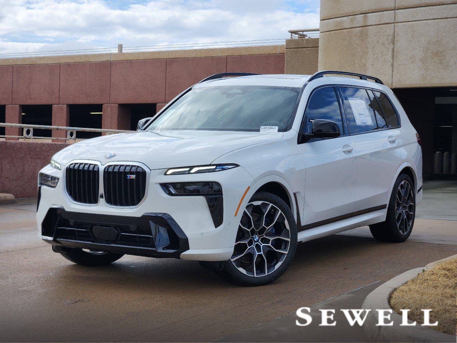 2025 BMW X7 M60i Vehicle Photo in PLANO, TX 75024