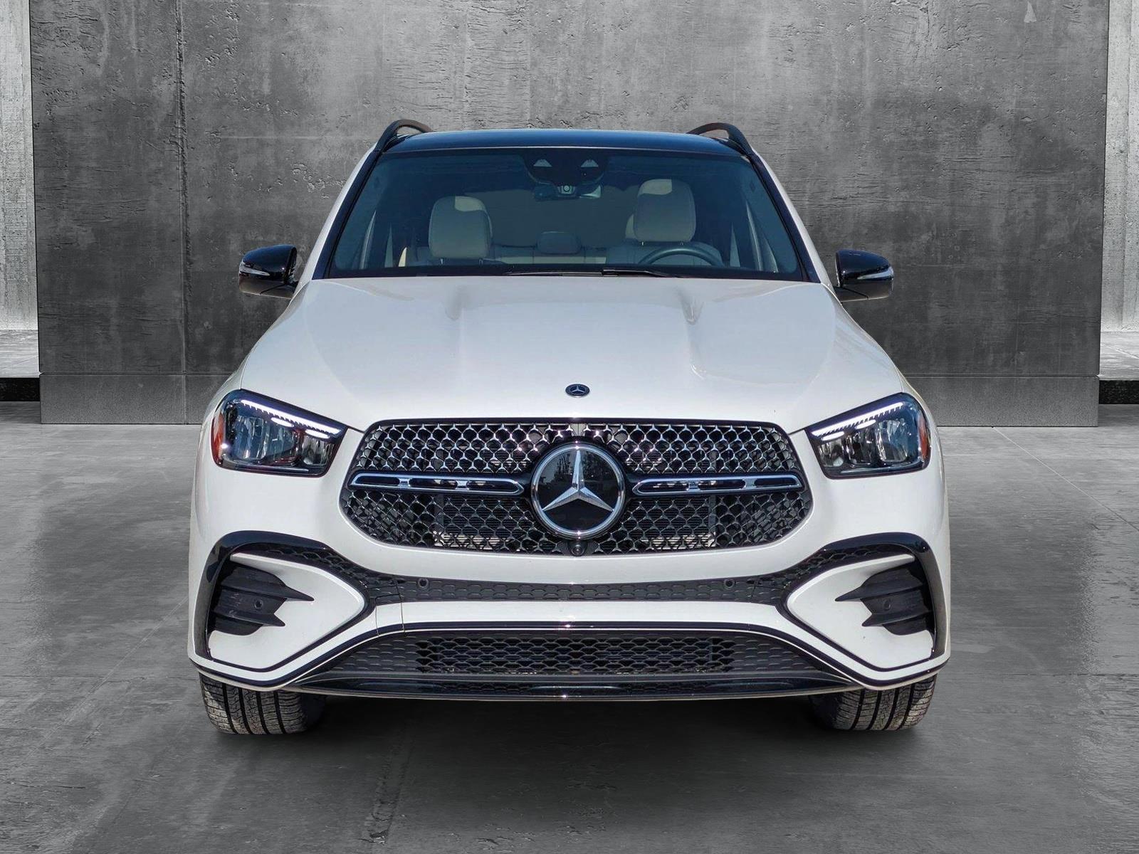 2025 Mercedes-Benz GLE Vehicle Photo in Bradenton, FL 34207