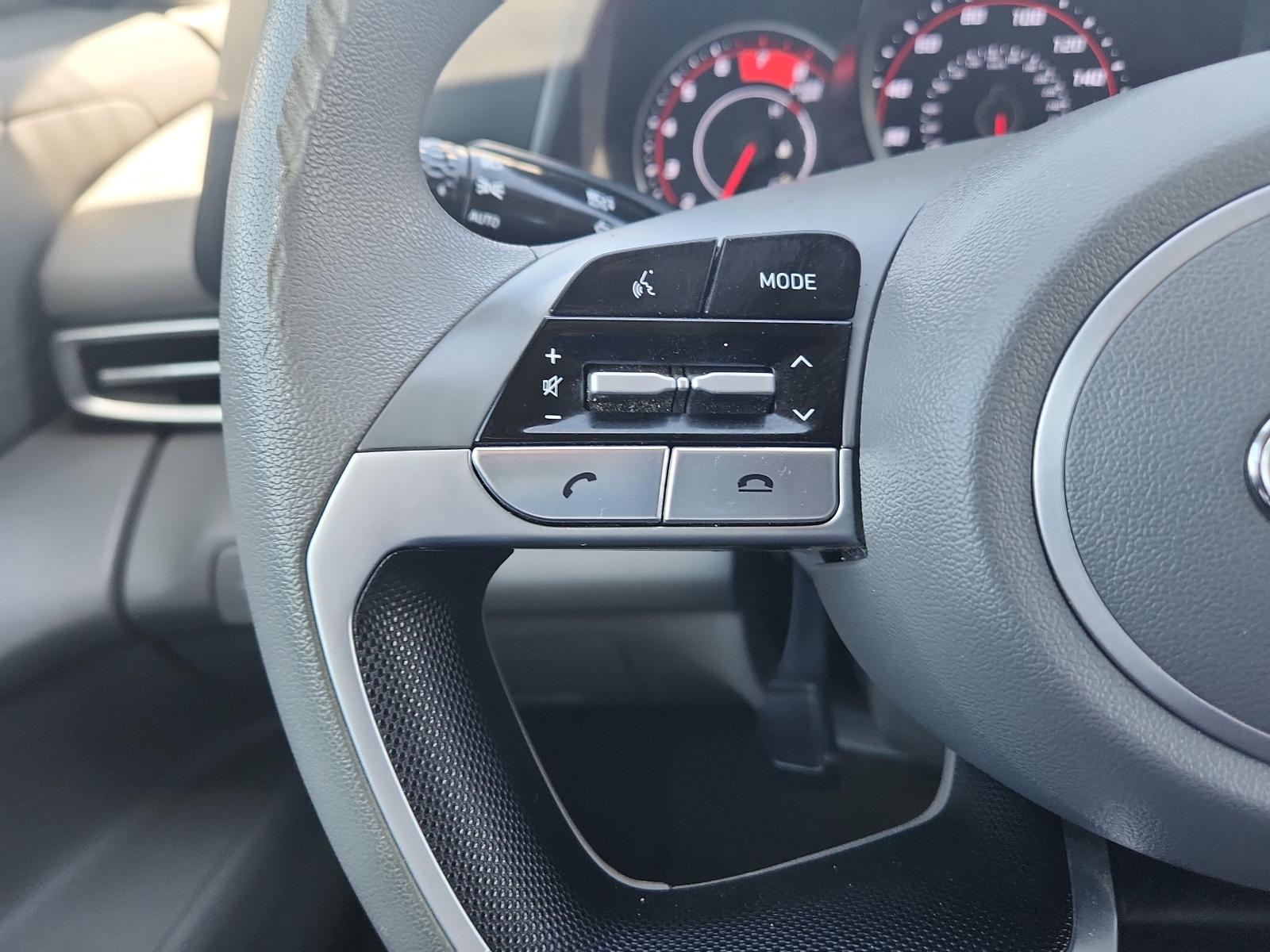 2021 Hyundai ELANTRA Vehicle Photo in Albuquerque, NM 87110