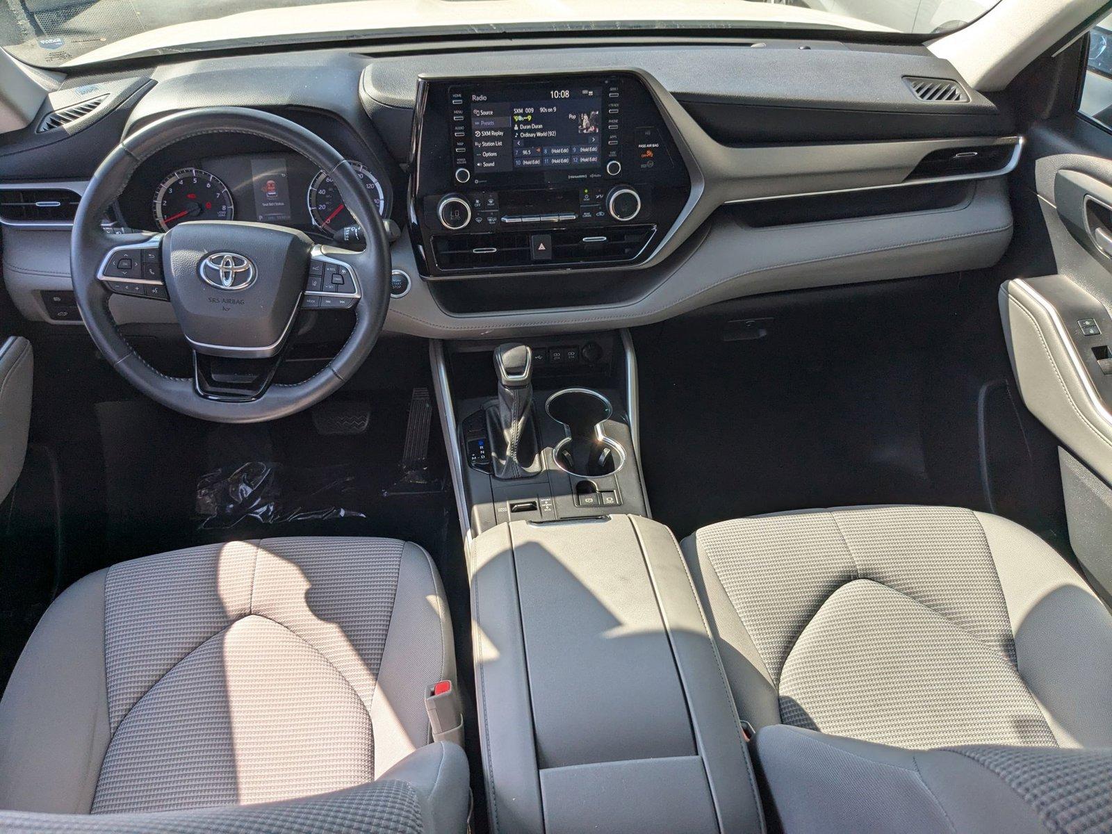 2021 Toyota Highlander Vehicle Photo in Miami, FL 33135