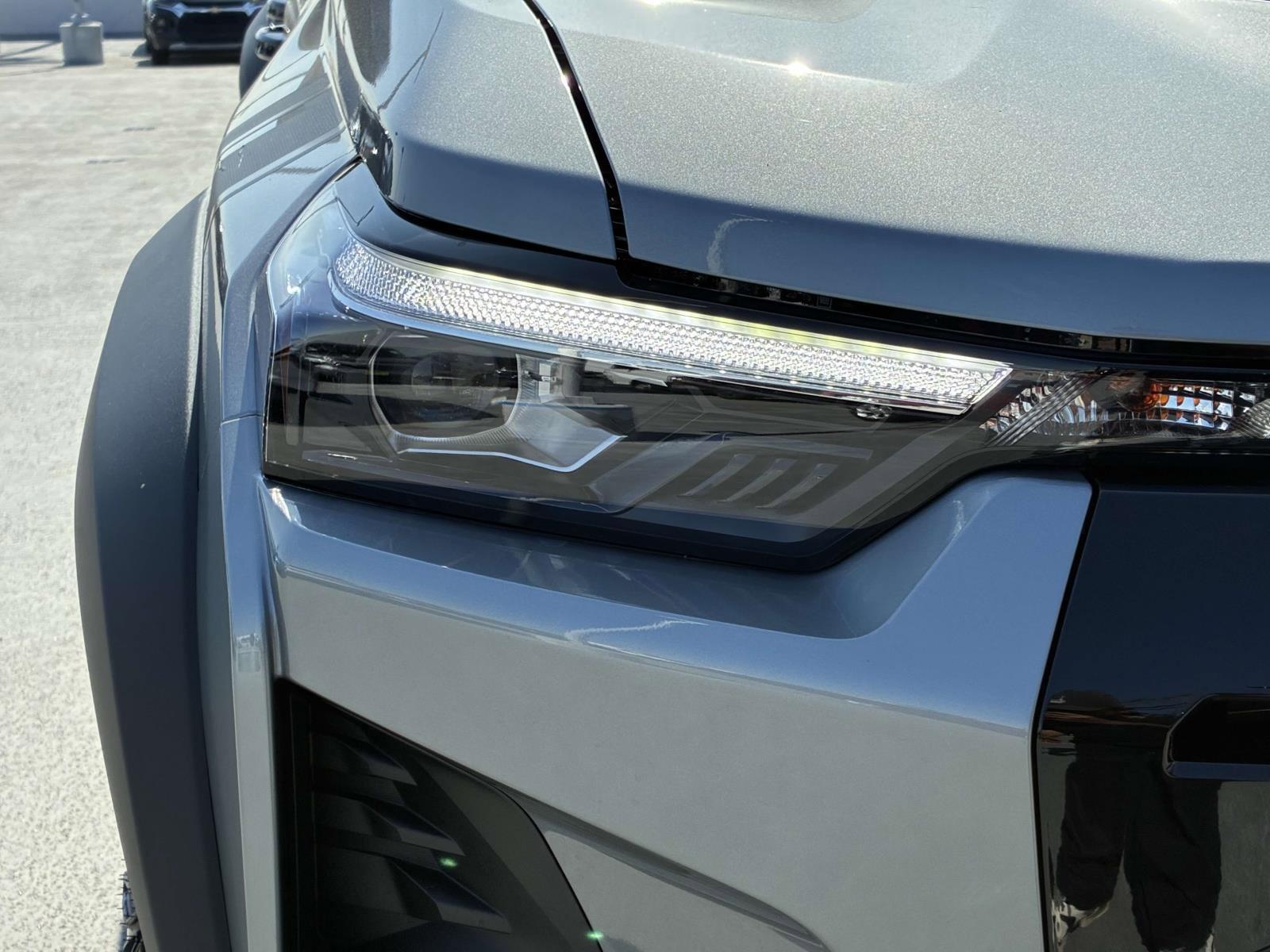 2025 Chevrolet Colorado Vehicle Photo in LOS ANGELES, CA 90007-3794