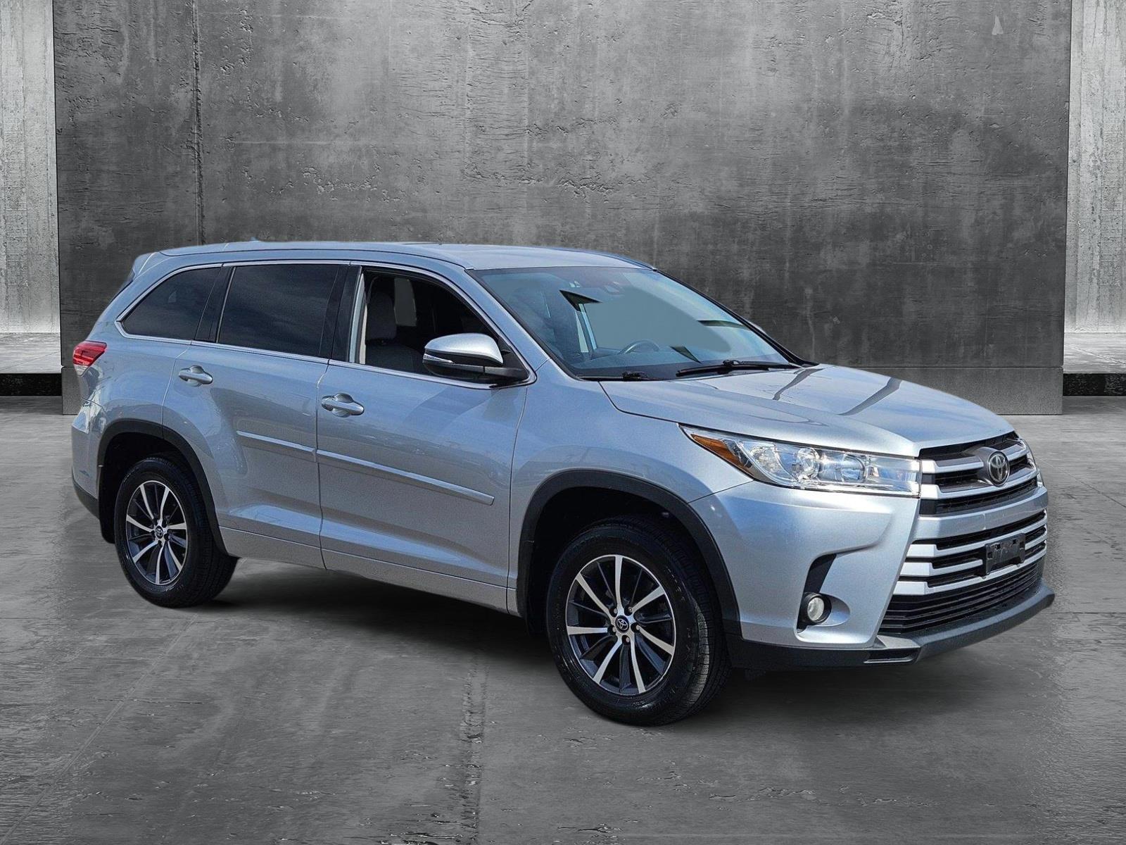2018 Toyota Highlander Vehicle Photo in HENDERSON, NV 89014-6702