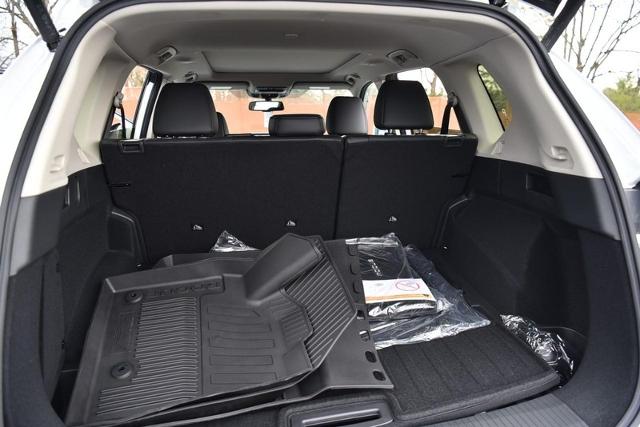 2025 Nissan Rogue Vehicle Photo in Ballwin, MO 63011