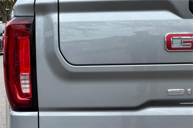 2023 GMC Sierra 1500 Vehicle Photo in ELK GROVE, CA 95757-8703