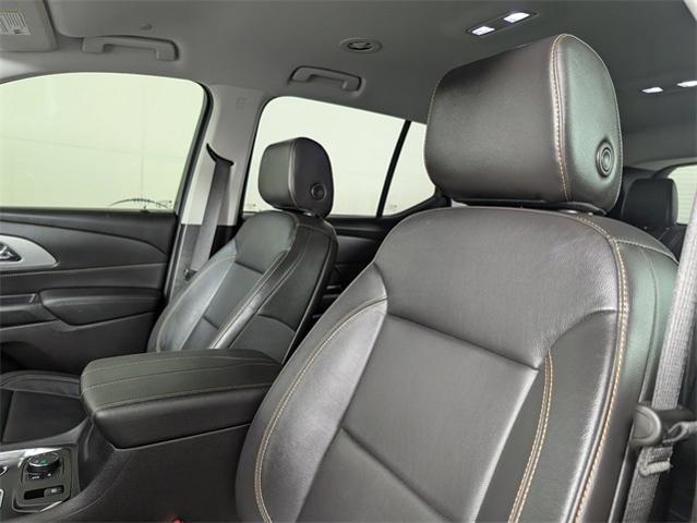 2021 Chevrolet Traverse Vehicle Photo in ENGLEWOOD, CO 80113-6708