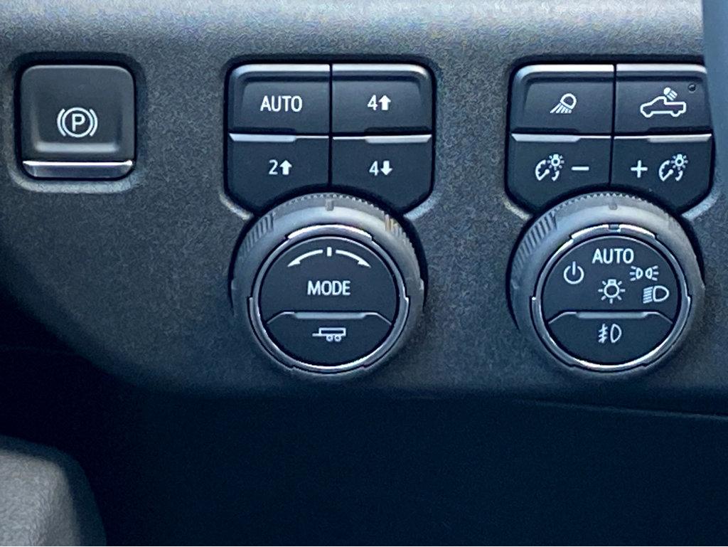 2025 Chevrolet Silverado 1500 Vehicle Photo in BEAUFORT, SC 29906-4218