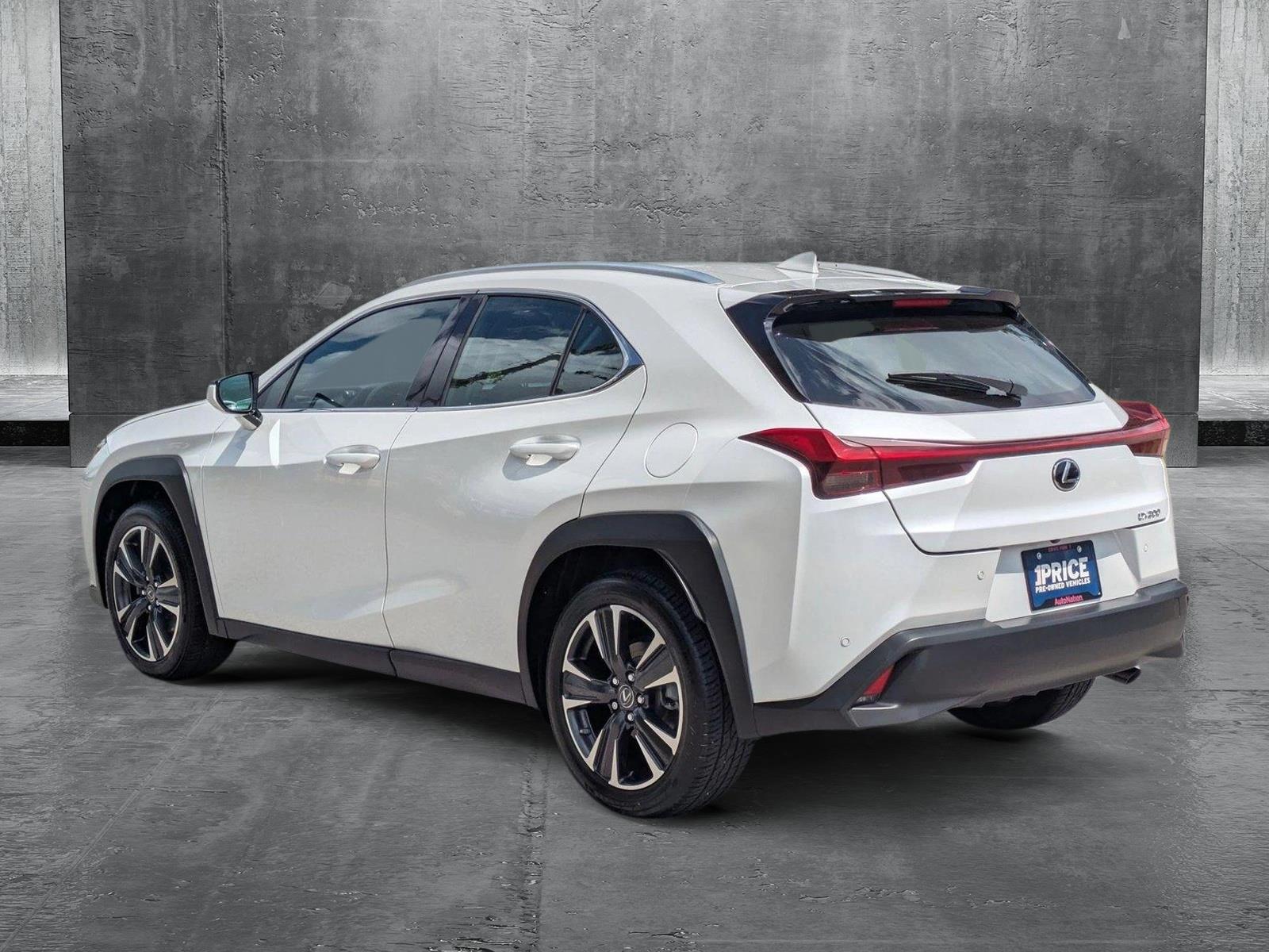 2020 Lexus UX 200 Vehicle Photo in Sarasota, FL 34231