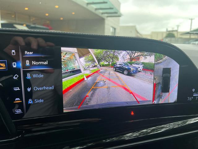 2024 Cadillac Escalade ESV Vehicle Photo in San Antonio, TX 78230-1001