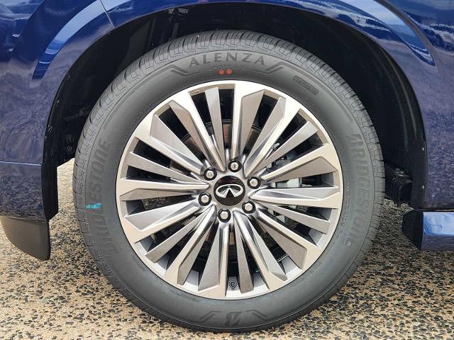 2025 INFINITI QX80 Vehicle Photo in Fort Worth, TX 76132