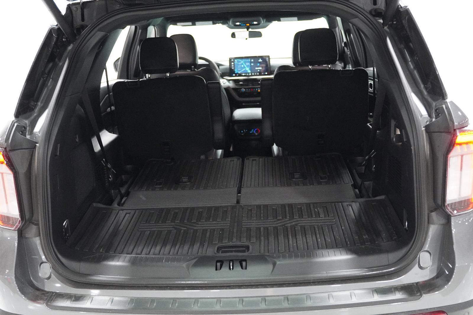 2025 Ford Explorer Vehicle Photo in GRAPEVINE, TX 76051