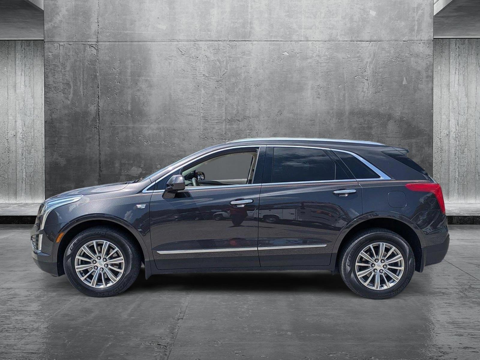 2017 Cadillac XT5 Vehicle Photo in GREENACRES, FL 33463-3207