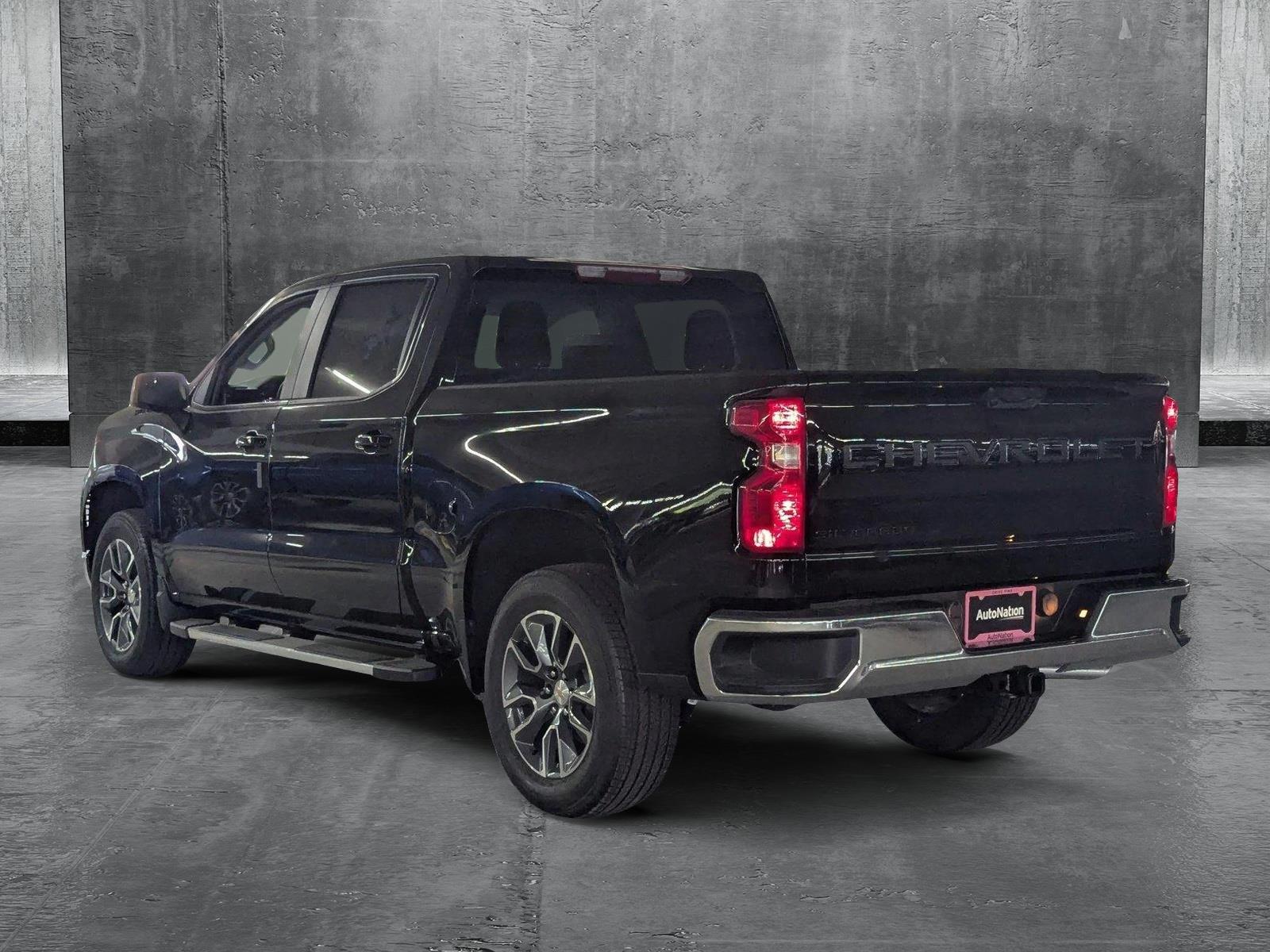 2025 Chevrolet Silverado 1500 Vehicle Photo in PEMBROKE PINES, FL 33024-6534