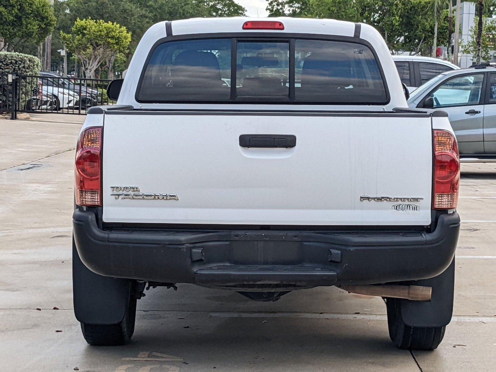 2015 Toyota Tacoma Vehicle Photo in Davie, FL 33331