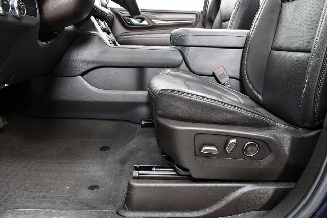 2023 GMC Yukon XL Vehicle Photo in DALLAS, TX 75235
