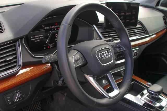2024 Audi Q5 Vehicle Photo in SUGAR LAND, TX 77478