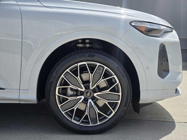 2025 Audi Q5 Vehicle Photo in SUGAR LAND, TX 77478