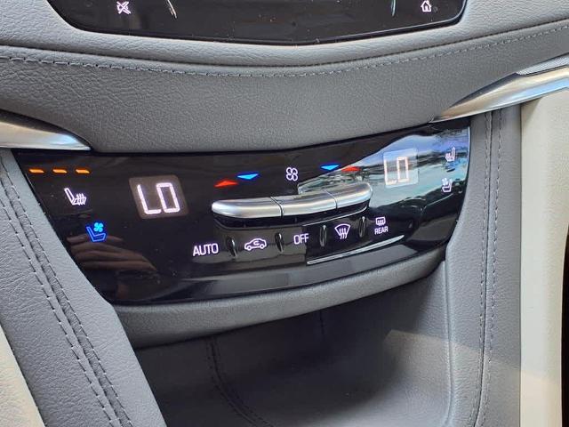 2022 Cadillac XT5 Vehicle Photo in San Antonio, TX 78230-1001