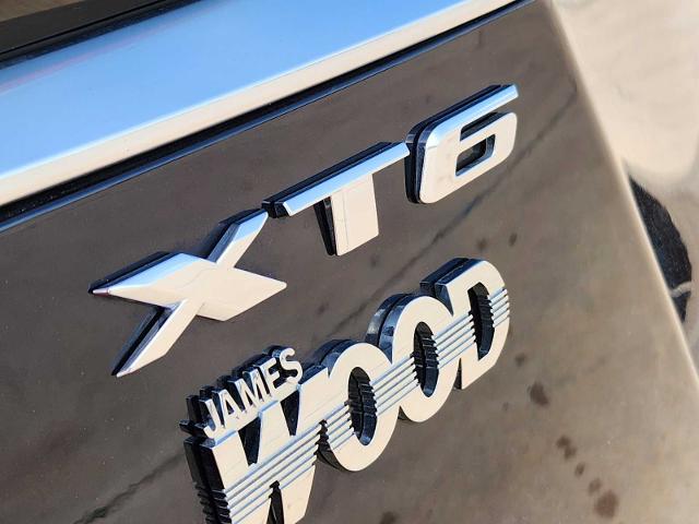 2022 Cadillac XT6 Vehicle Photo in DENTON, TX 76210-9321