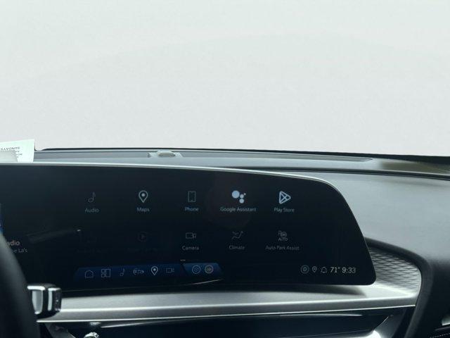 2024 Cadillac LYRIQ Vehicle Photo in LEOMINSTER, MA 01453-2952