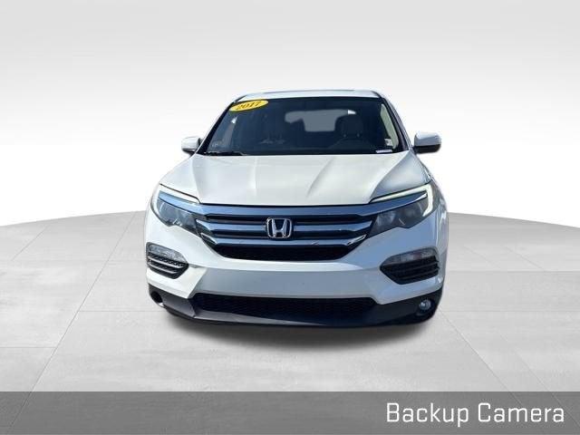 2017 Honda Pilot Vehicle Photo in Fishers, IN 46038
