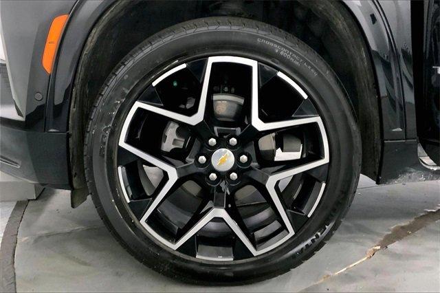 2024 Chevrolet Traverse Vehicle Photo in TOPEKA, KS 66609-0000