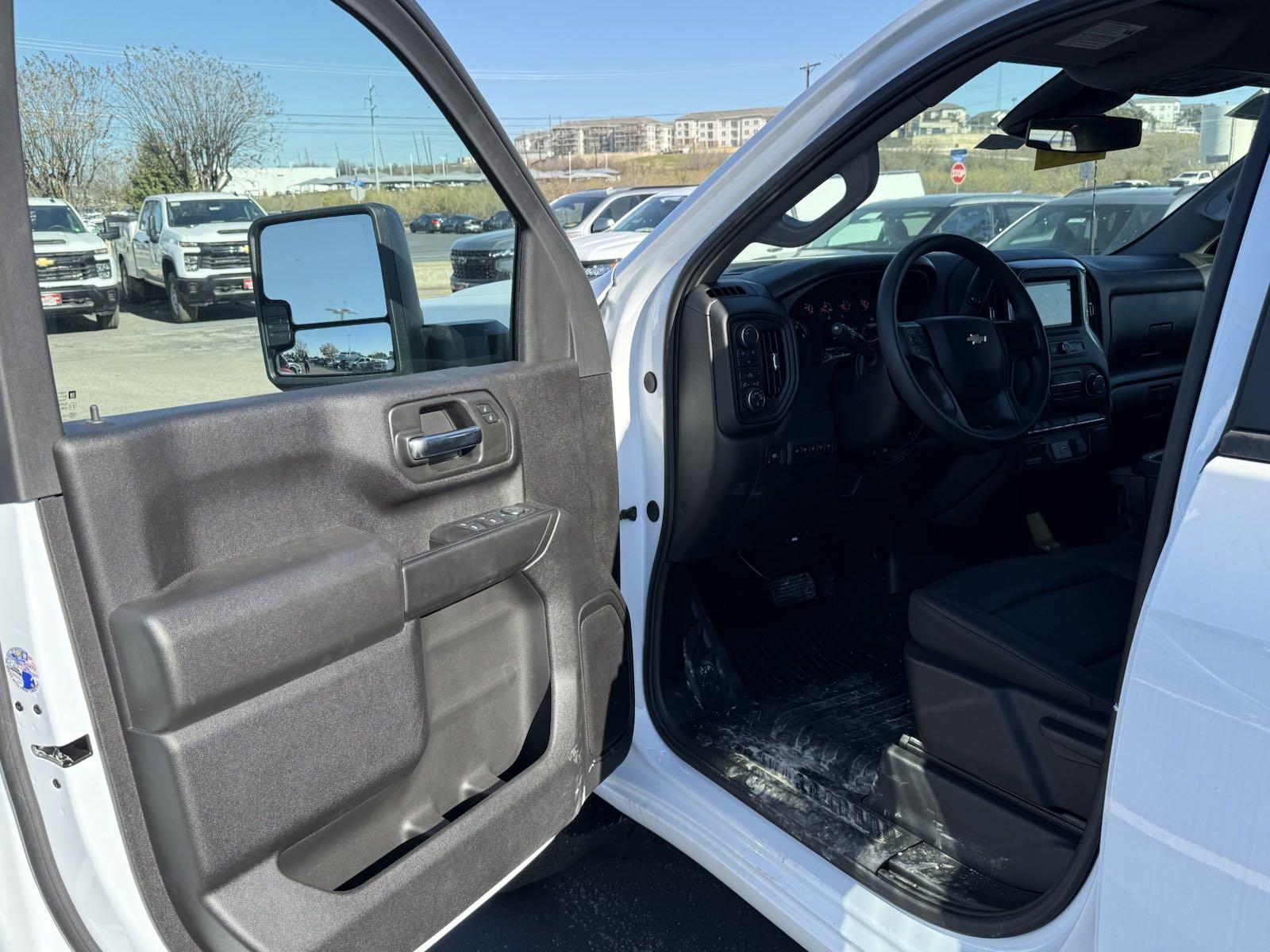 2024 Chevrolet Silverado 3500 HD Vehicle Photo in GEORGETOWN, TX 78626-7508