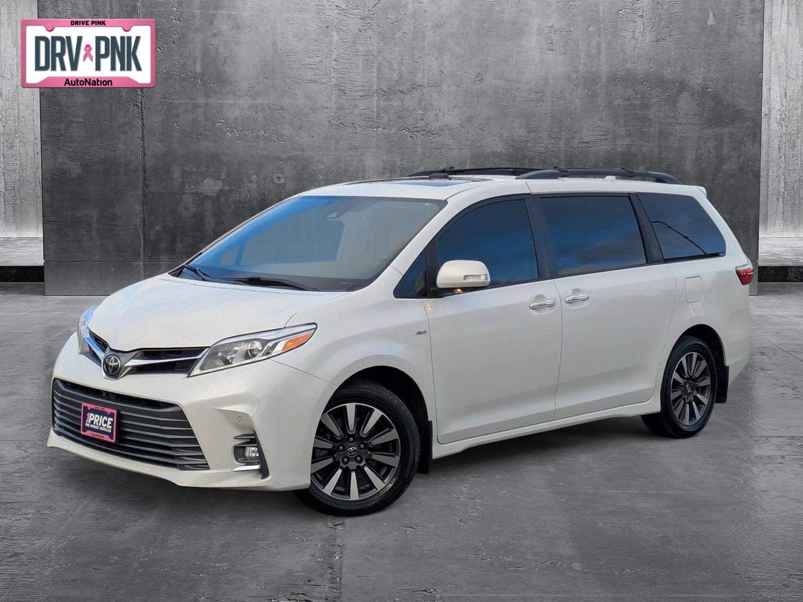 2019 Toyota Sienna Vehicle Photo in Spokane Valley, WA 99212