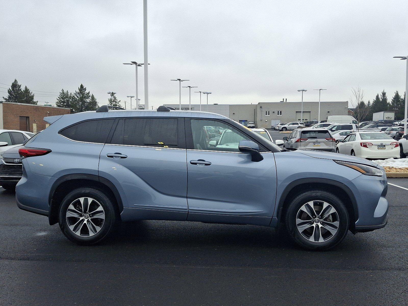 2023 Toyota Highlander Vehicle Photo in Harrisburg, PA 17111