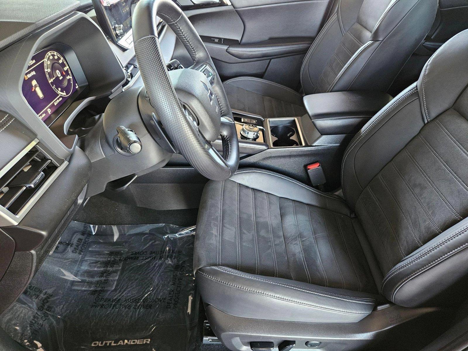 2023 Mitsubishi Outlander Vehicle Photo in Henderson, NV 89014