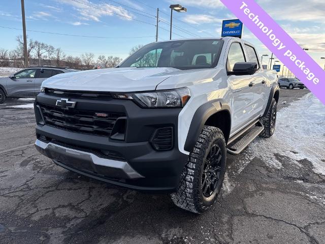 2025 Chevrolet Colorado Vehicle Photo in MANHATTAN, KS 66502-5036