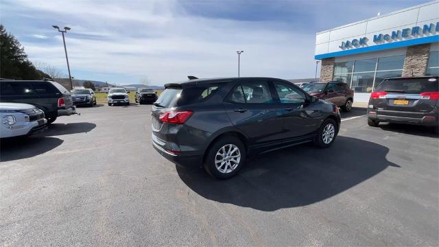 2018 Chevrolet Equinox Vehicle Photo in TULLY, NY 13159-3159
