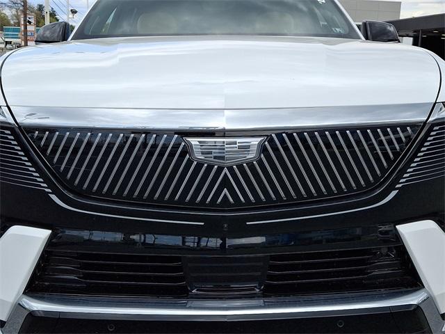 2025 Cadillac ESCALADE IQ Vehicle Photo in ALLENTOWN, PA 18103-7399