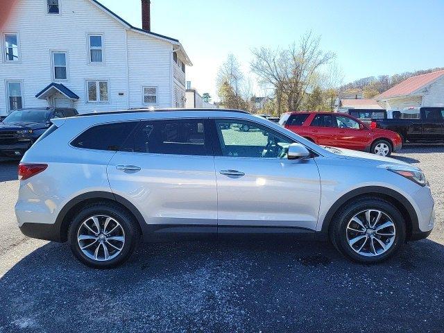 2017 Hyundai Santa Fe Vehicle Photo in THOMPSONTOWN, PA 17094-9014