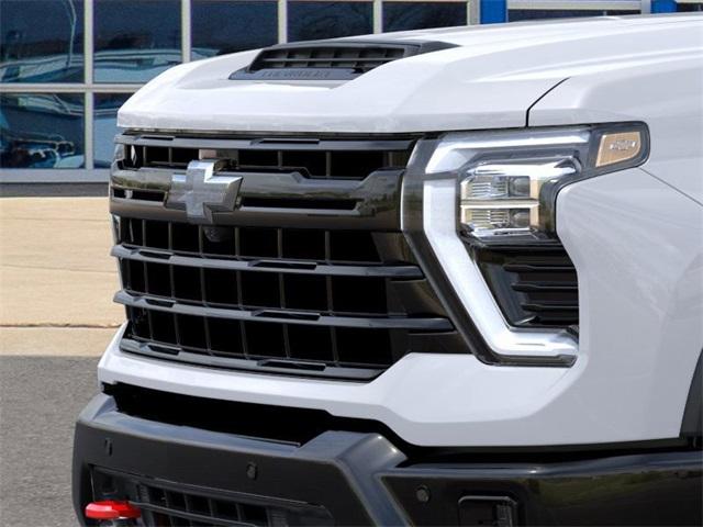 2025 Chevrolet Silverado 2500 HD Vehicle Photo in ENGLEWOOD, CO 80113-6708