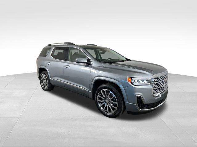 2023 GMC Acadia Vehicle Photo in MEDINA, OH 44256-9631